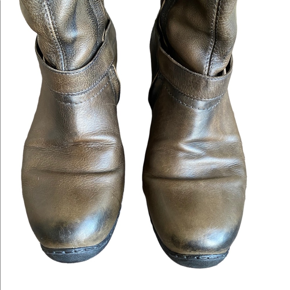 COSTUME NATIONAL Brown Leather Riding Boots - Picture 6 of 16